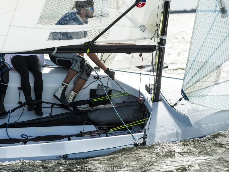 vx-one-sailing-smart-systems